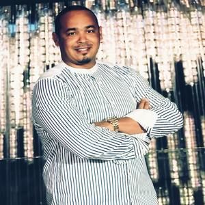 Meet your Posher, Carl